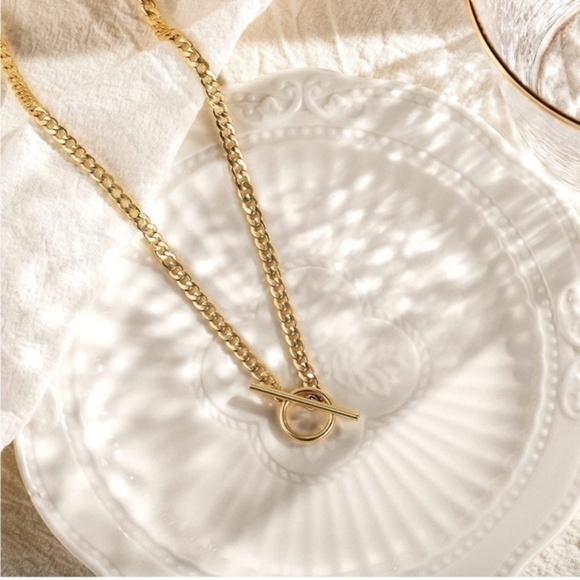 GOLD 14k Gold Plated Toggle Chain Necklace - Picture 2 of 3